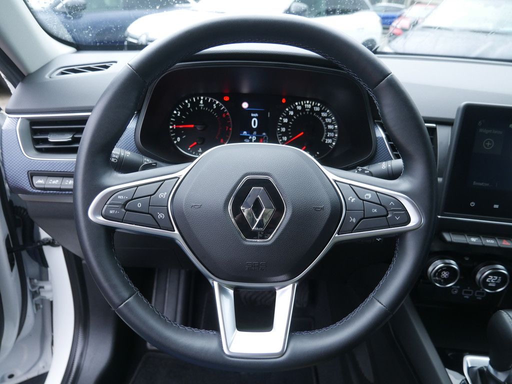 Fahrzeugabbildung Renault Arkana Equilibre TCe 140 EDC PDC KAMERA LED