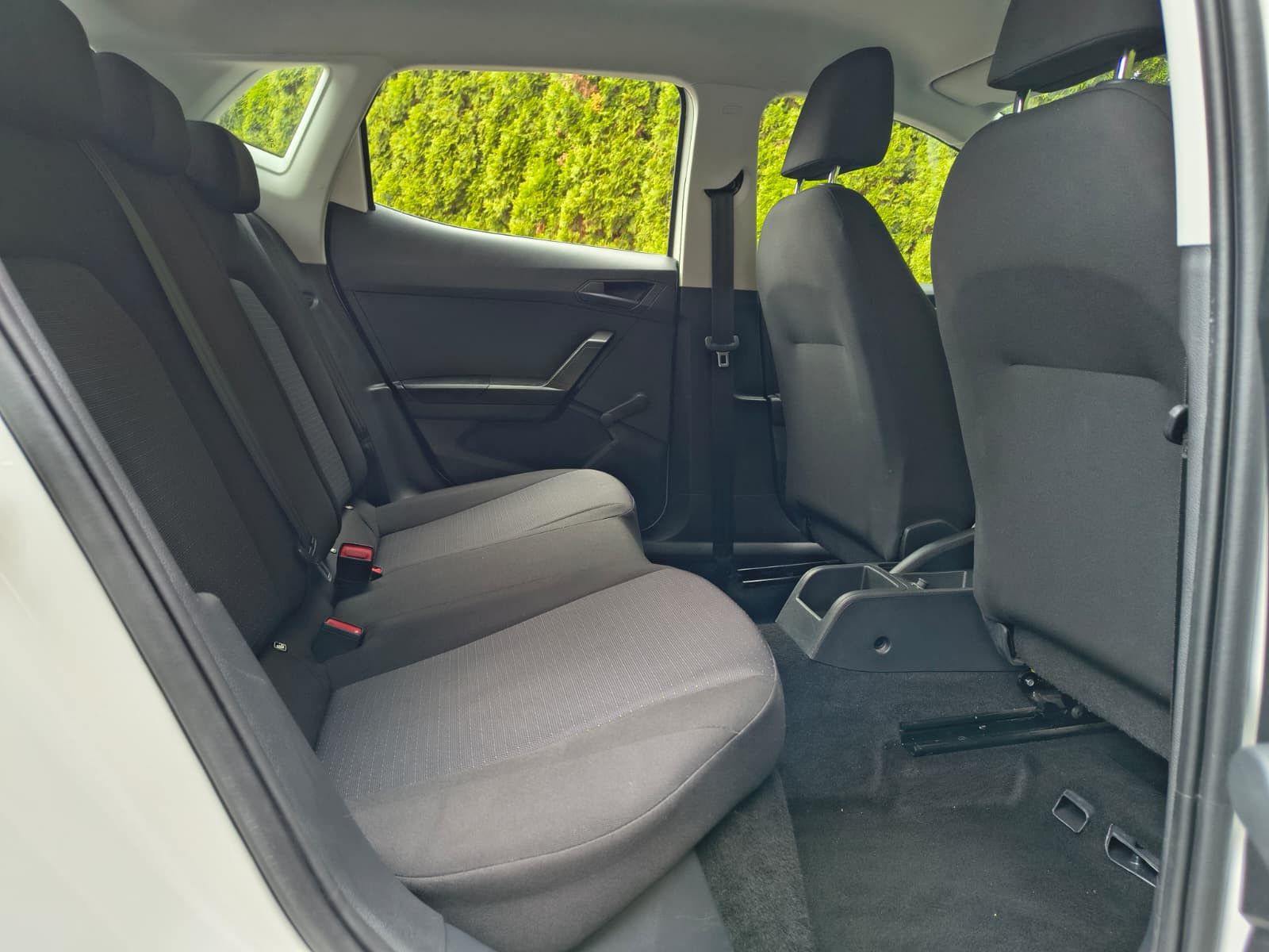 Fahrzeugabbildung SEAT Ibiza 1.0 TSI Style LED+SHZ+WINTER+SPUR+DAB+TEMP