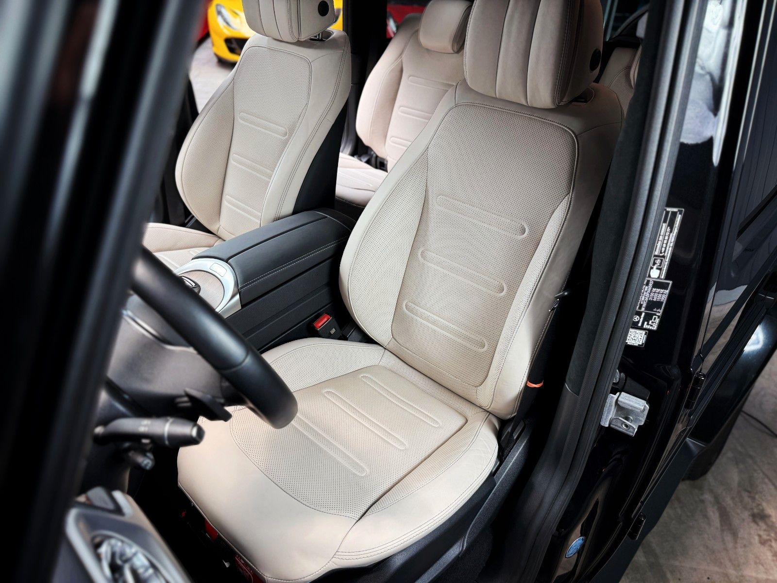 Fahrzeugabbildung Mercedes-Benz G 500