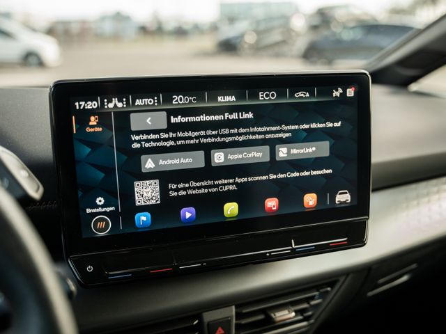 CUPRA Born Basis 150 , Schnellladen CCS, Sitze v. Sitz