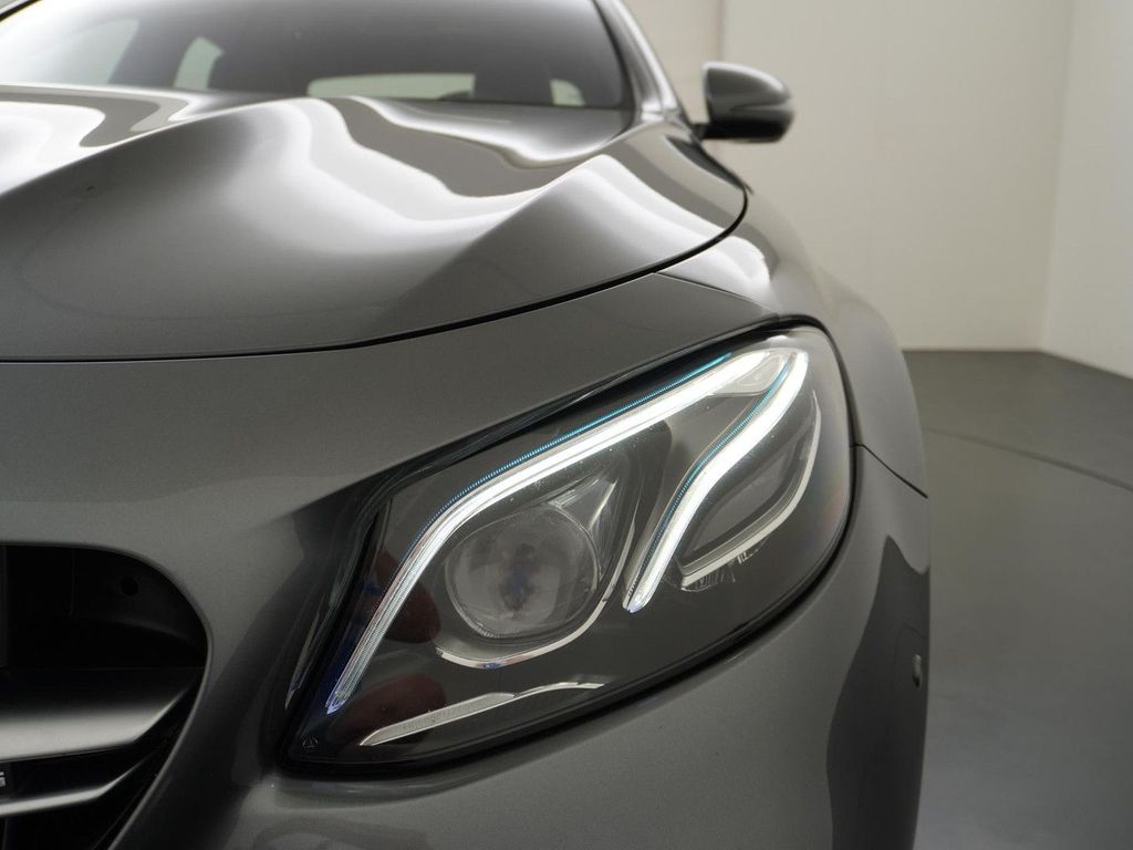 Mercedes-Benz E 63 AMG S 4MATIC+ Händlerwartung panorama dach