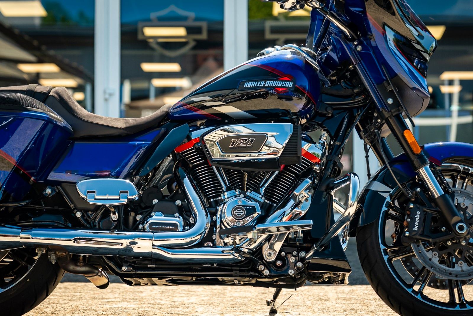 Fahrzeugabbildung Harley-Davidson CVO Street Glide FLHXSE 121 CUI MY25