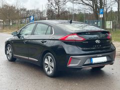 Fahrzeugabbildung Hyundai IONIQ Elektro Premium *Kamera*Totwinkel*ACC*LED*