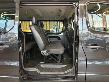 Opel Vivaro*TÜV 0828*9-SITZER*STHZ*TEMPO*AHK*PDC*