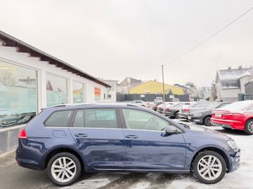 Volkswagen Golf - 8