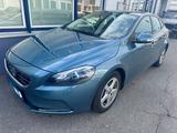 Volvo V40 D3 Panorama / Xenon / Kamera / 5 Zylinder - gebrauchte Volvo V40 aus dem Jahr 2012