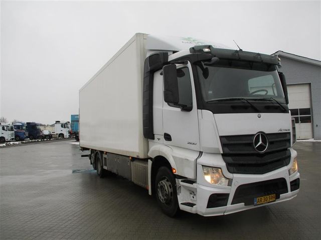 Mercedes-Benz MERCEDES-BENZ Actros 2530 L