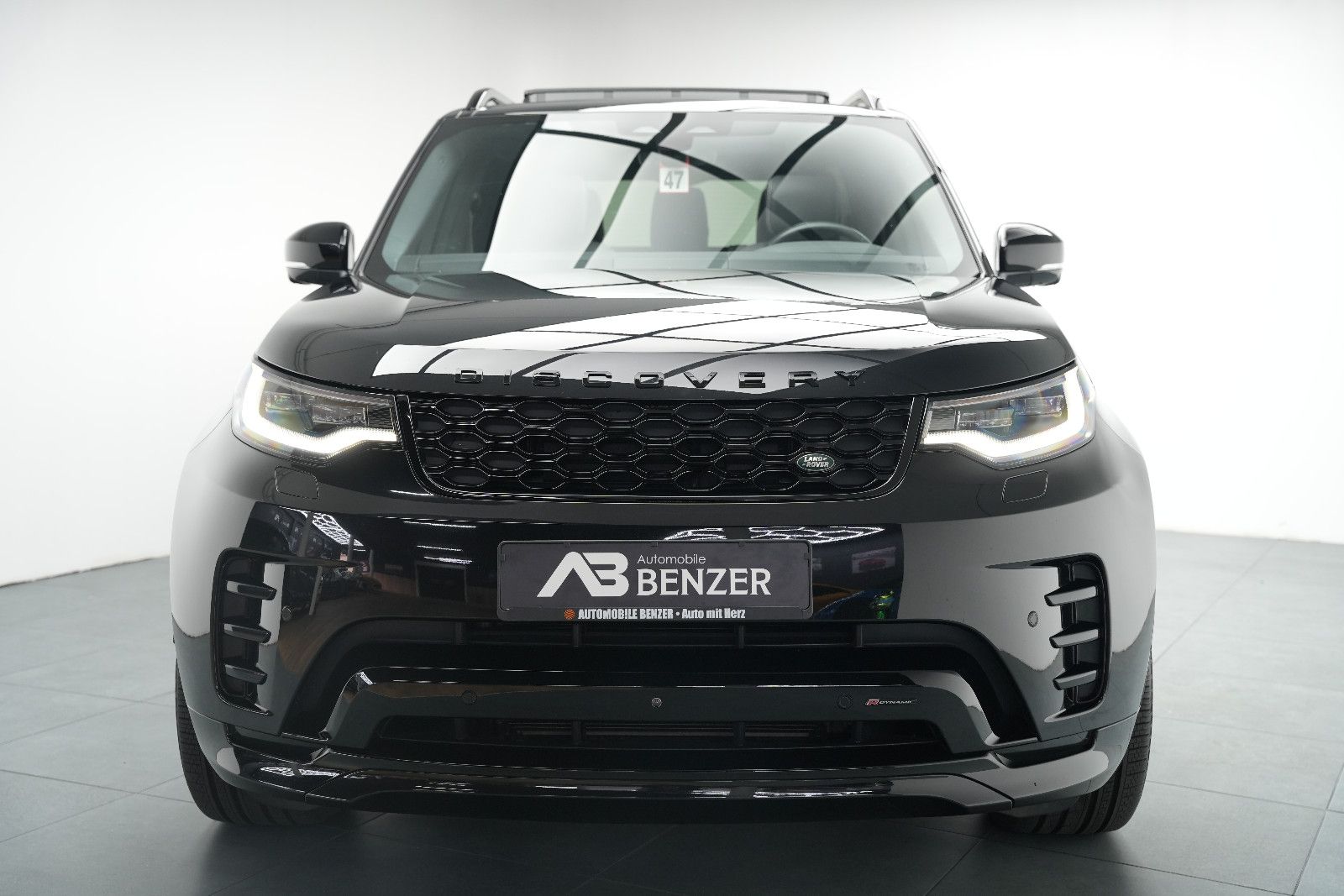 Fahrzeugabbildung Land Rover Discovery R-Dynamic AWD/7-SITZER/360'°Cam/AHK