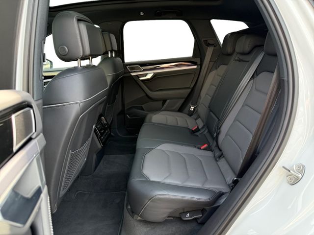 Volkswagen Touareg - Bild 13