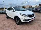 Kia Sportage Dream Team 2WD *Navi*Panorama*Kamera* - Kia Sportage Dream-Team mit Diesel-Antrieb