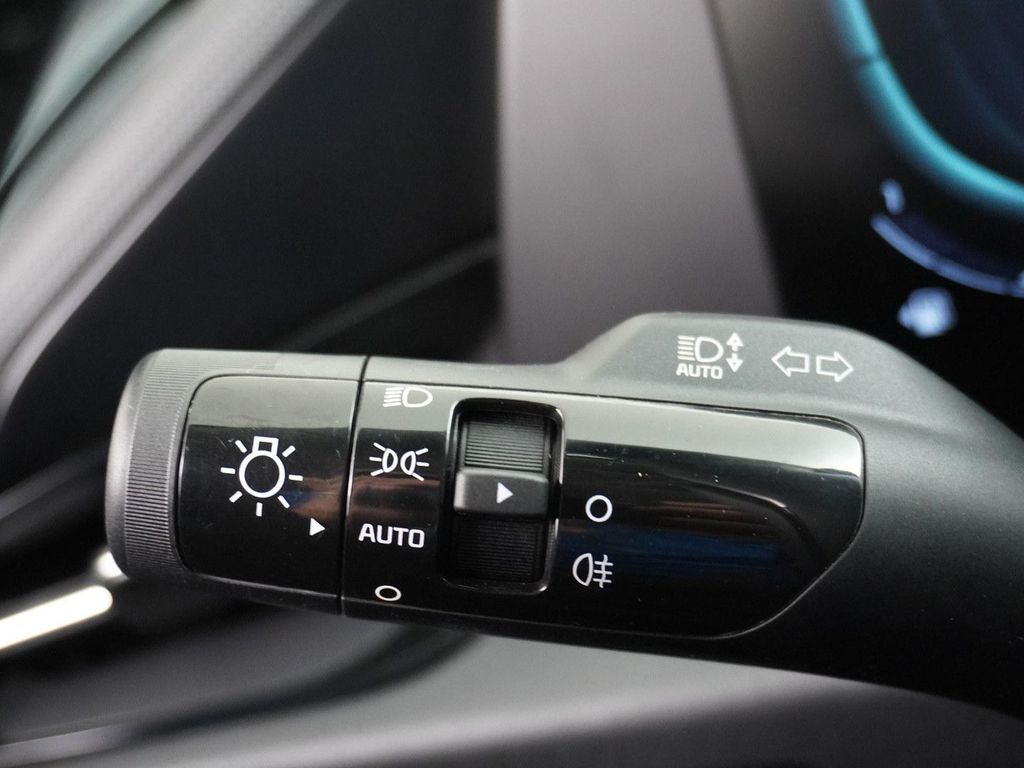 Kia Niro 1.6 GDi PHEV AHK | kamera | Apple Carplay
