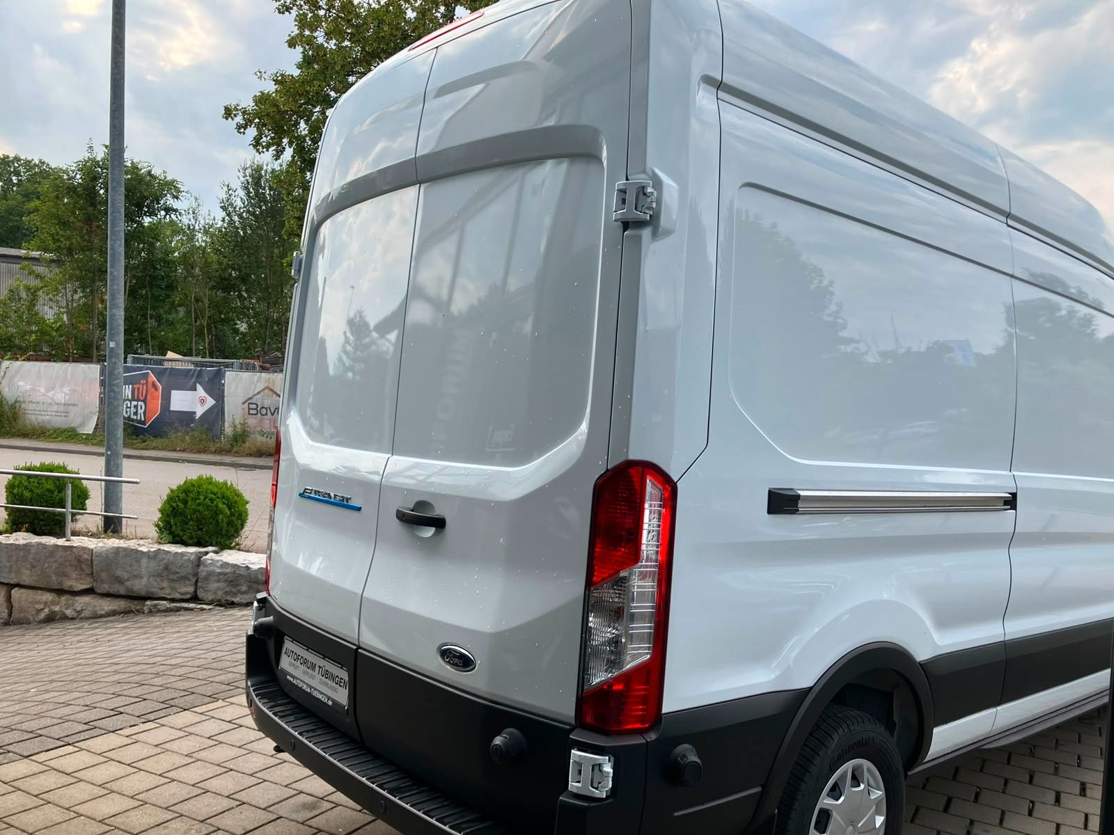 Fahrzeugabbildung Ford E-Transit Kasten E 350 L3H3 SDH*NAVI*PDC*68KWh