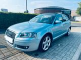 Audi AUDI A3 8P 2.0 FSI ( 150 PS ) - Audi A3 aus 2007: 2.0