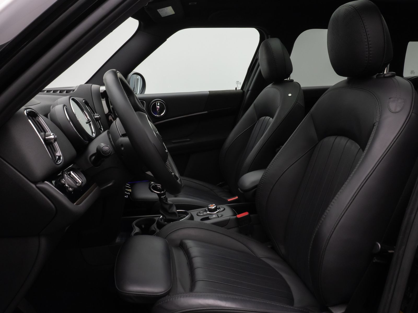 Fahrzeugabbildung MINI Countryman SE (Cooper) ALL4 Panorama Kamera HUD