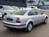Volkswagen Passat 1.8 Lim. Comfortline / Automatik /SHZ - gebrauchte VW Passat aus dem Jahr 2002