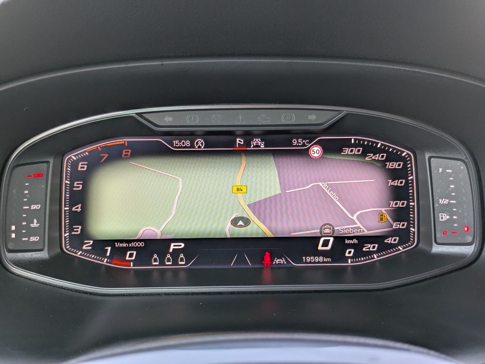Fahrzeugabbildung CUPRA Ateca 1.5 TSI DSG AHK*LED*ACC*APP*KAMERA*19"
