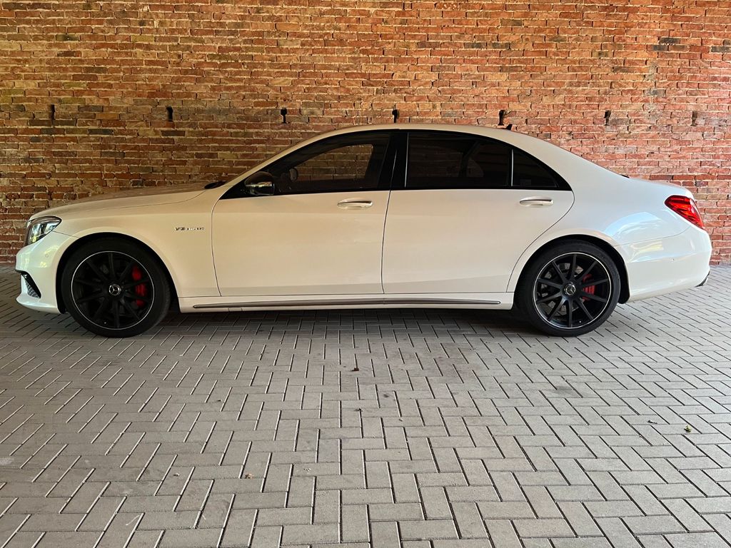 Mercedes-Benz S 63 AMG