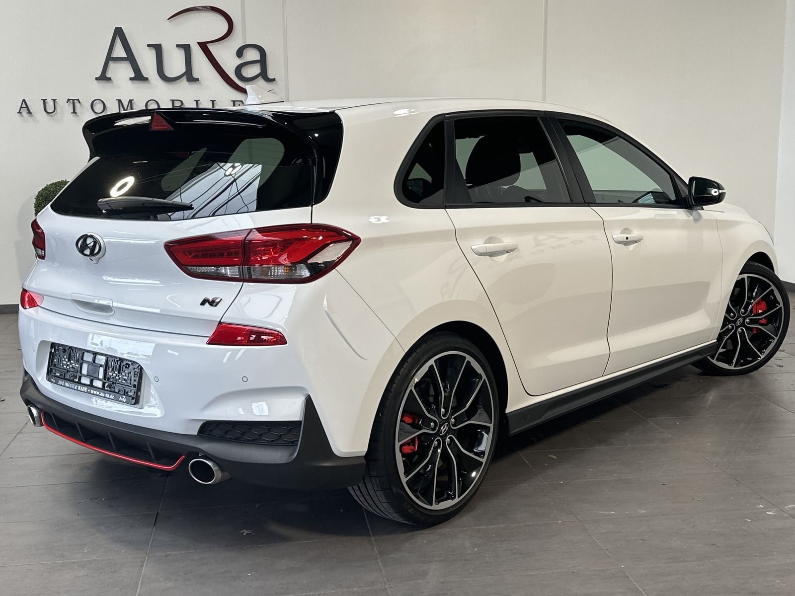 Fahrzeugabbildung Hyundai i30 N Performance NAV+LED+SHZ+KAMERA+TEMPO+2Hd