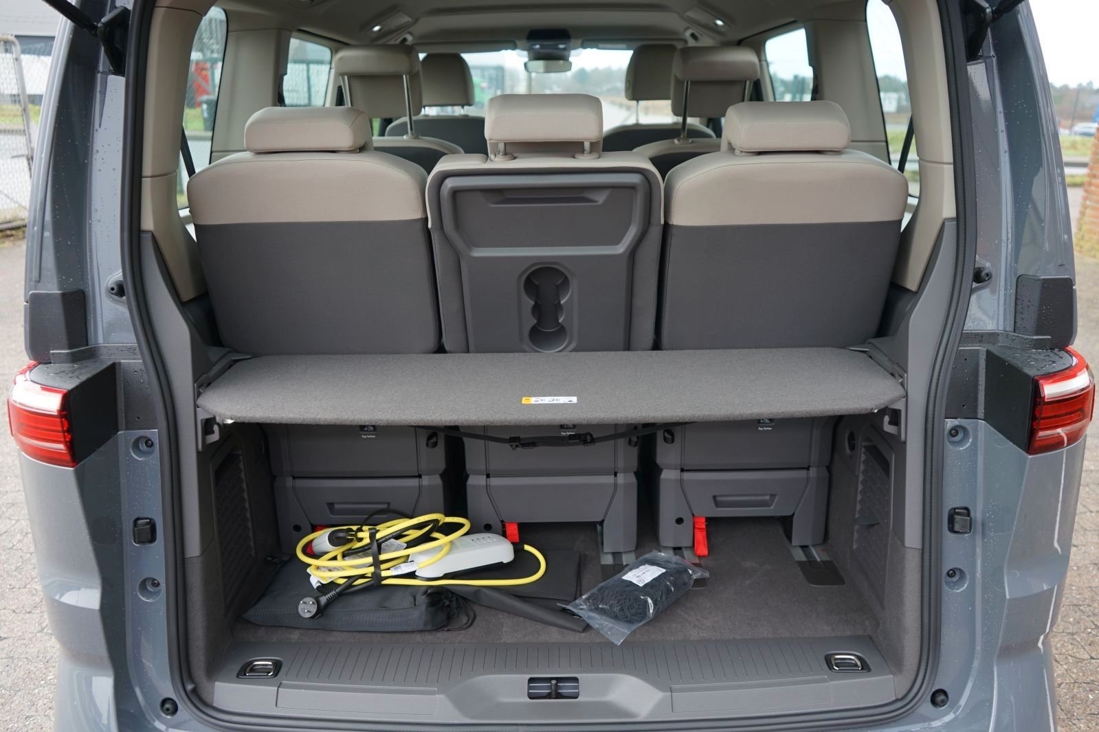Fahrzeugabbildung Volkswagen T7 Multivan *ACC* 2X Schiebe*SOFORT VERFÜGBAR