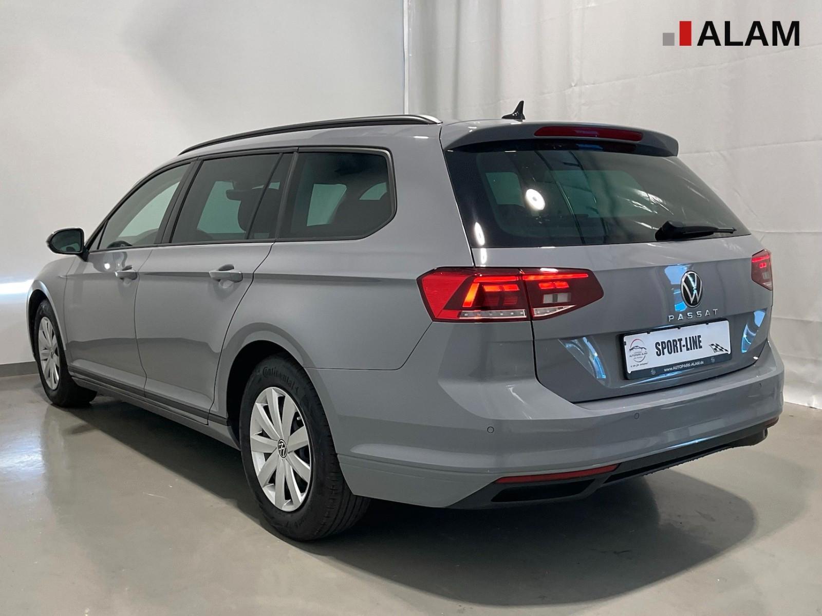 Volkswagen Passat Variant 1,5 TSI DSG CarPlay LaneNavi RFK