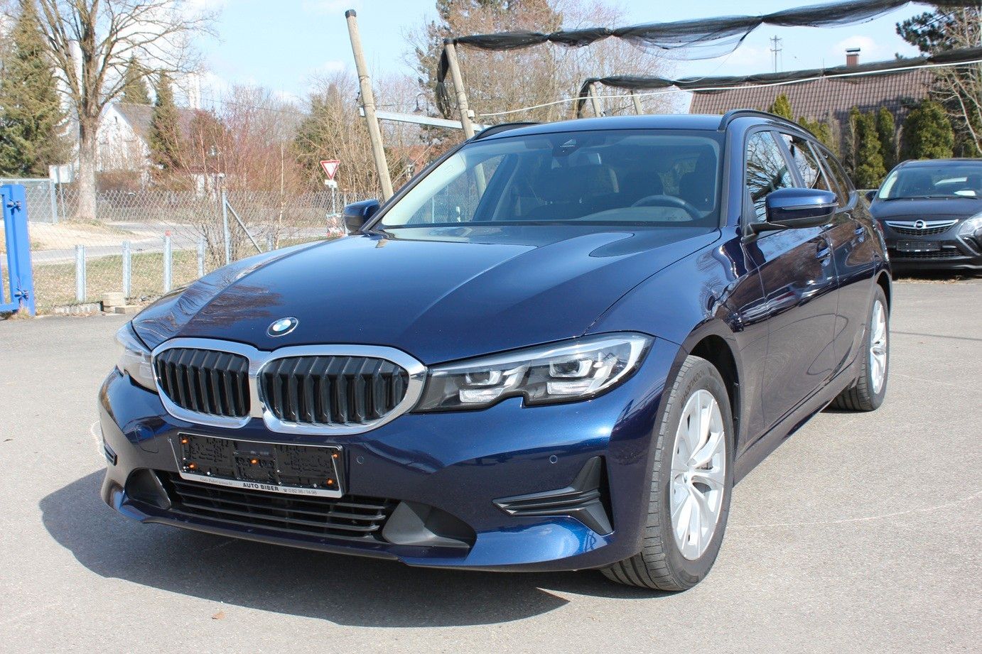 BMW 320 - 1