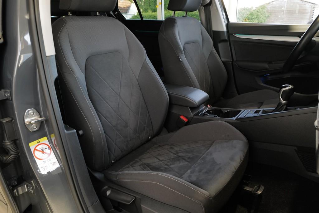 Volkswagen Golf 1.5TSI Life AHK DCC HKardon StdHz Memory, миниатюра 7