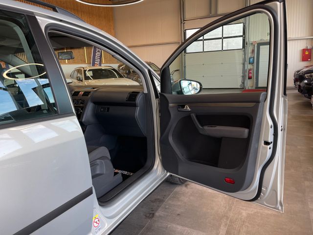 Volkswagen Touran Conceptline *KLIMA*TEMPOMAT*SZHZ*