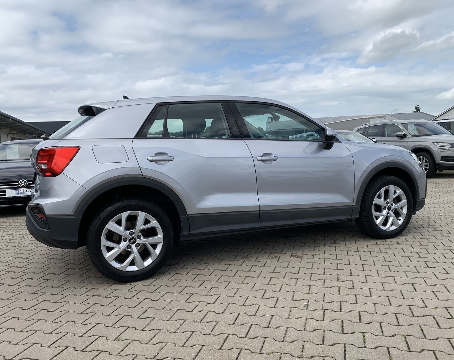 Fahrzeugabbildung Audi Q2 1.5 TFSI*Cam*Navi*LED*Klima*Assistenzpaket*