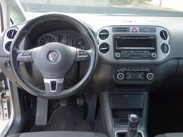 Volkswagen Golf - 10