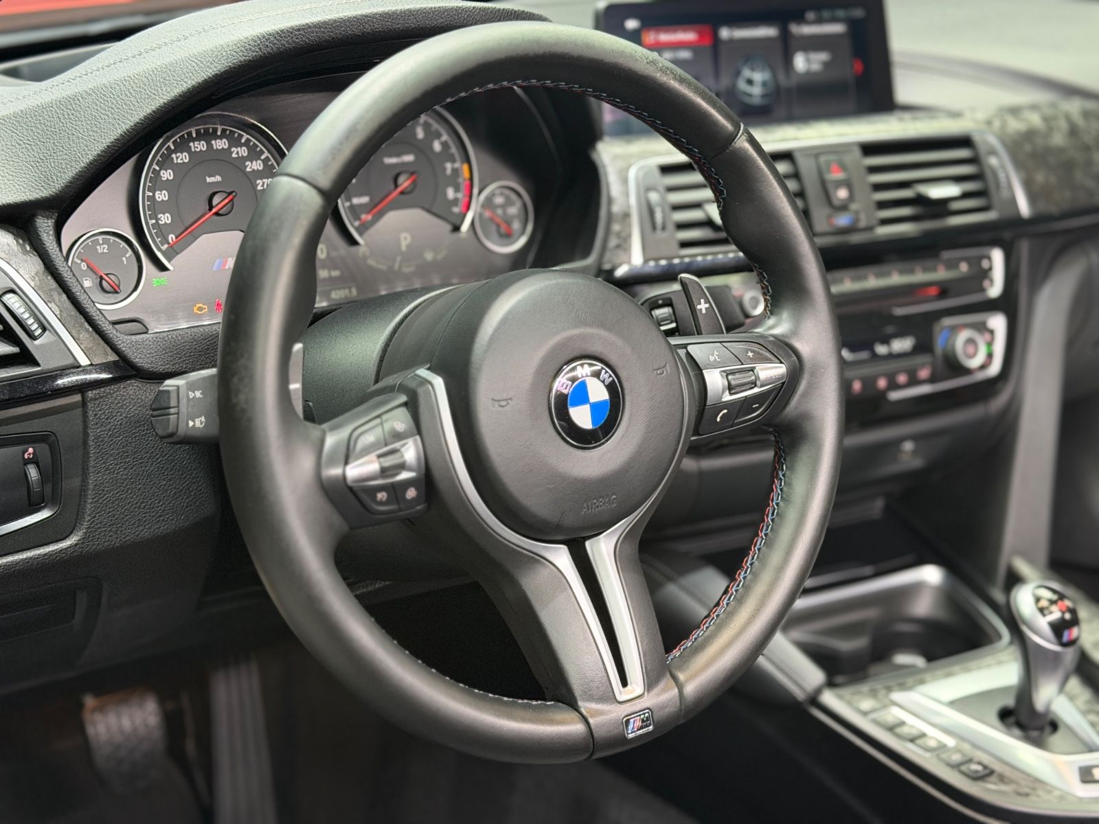 Fahrzeugabbildung BMW M4 Competition Coupe |NGM|LCI|H/K|DE-FZG