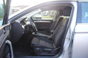 Volkswagen Passat Variant - 12
