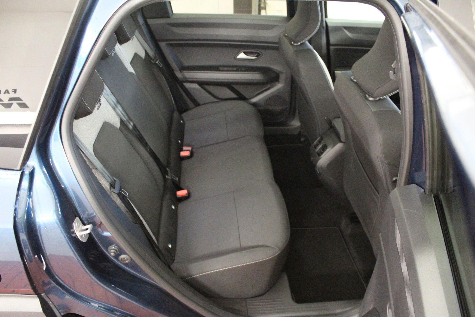 Fahrzeugabbildung Dacia Bigster Hybrid 155 Extreme*Winter-Plus-Paket*
