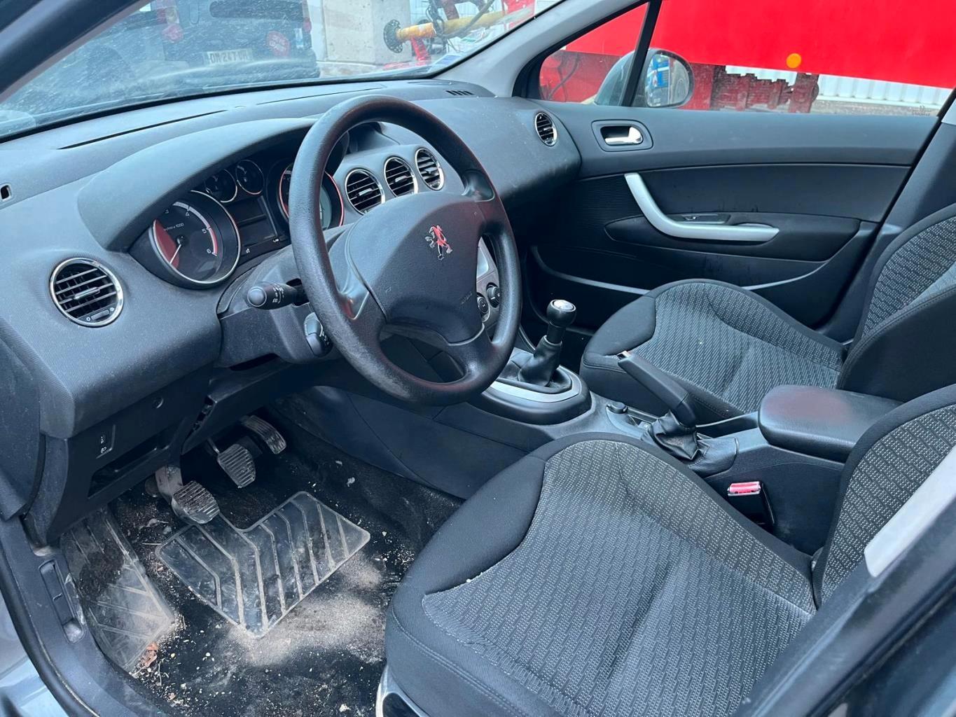 Peugeot 308 2009 — photo 5