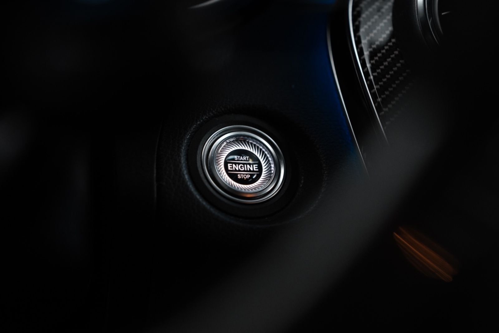 Fahrzeugabbildung Mercedes-Benz GLC 63 S AMG BUSINESS/HUD/PANO/NIGHT/BURM