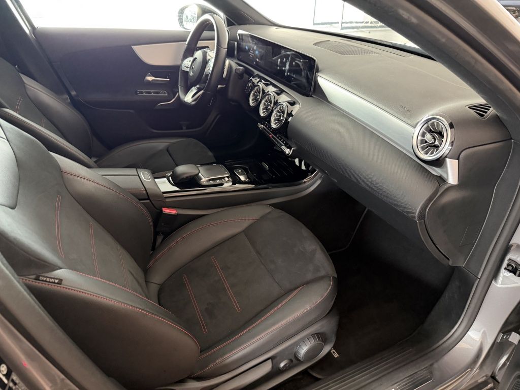 Mercedes-Benz A-klasse 250 e Business Solution AMG Limited imagem 3