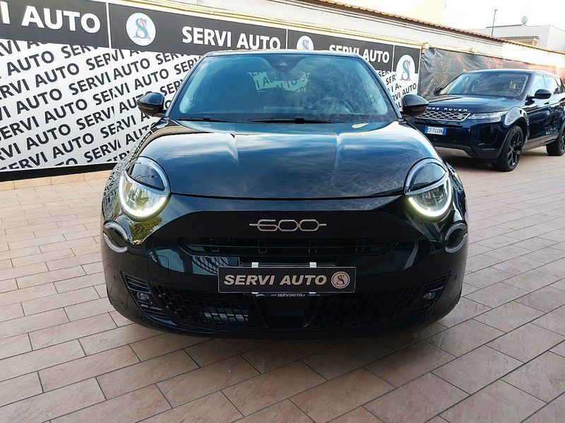 Fiat FIAT 600 600 1.2 hybrid Business 145cv auto imagem 2