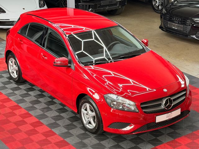 MERCEDES-BENZ A 180 BlueEfficiency Style Navi PDC Klima SHZ