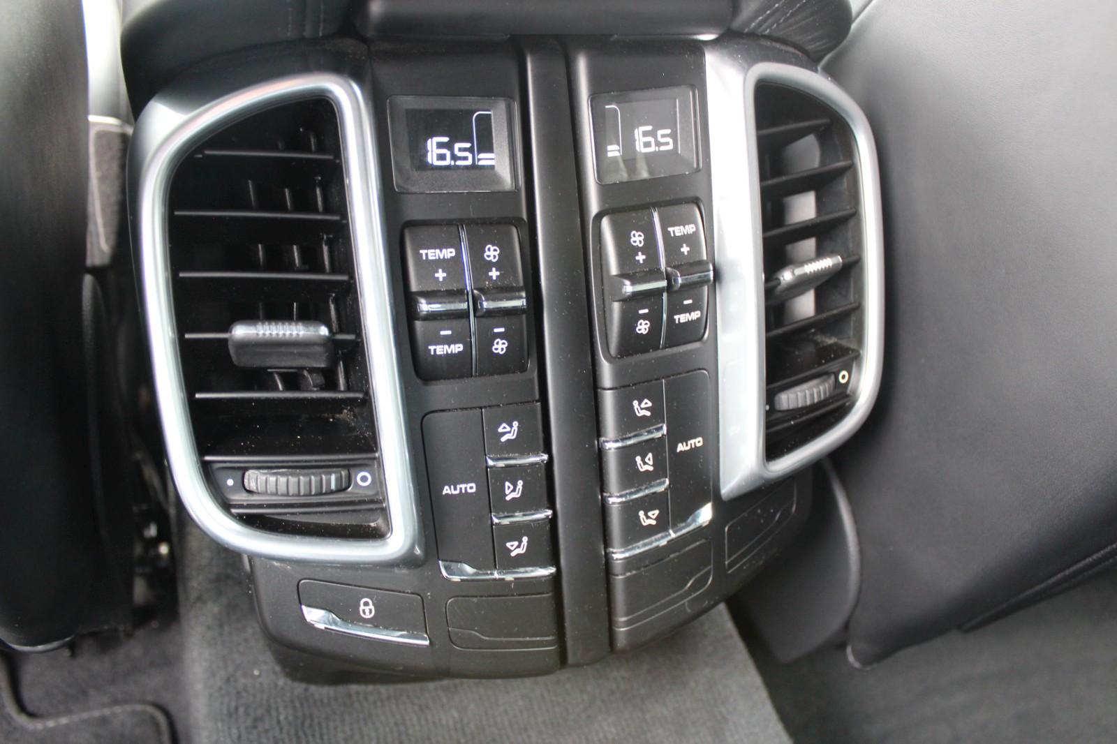 Porsche Cayenne S Diesel 1.Hand*21 Zoll*Bose*14-Wege*ACC