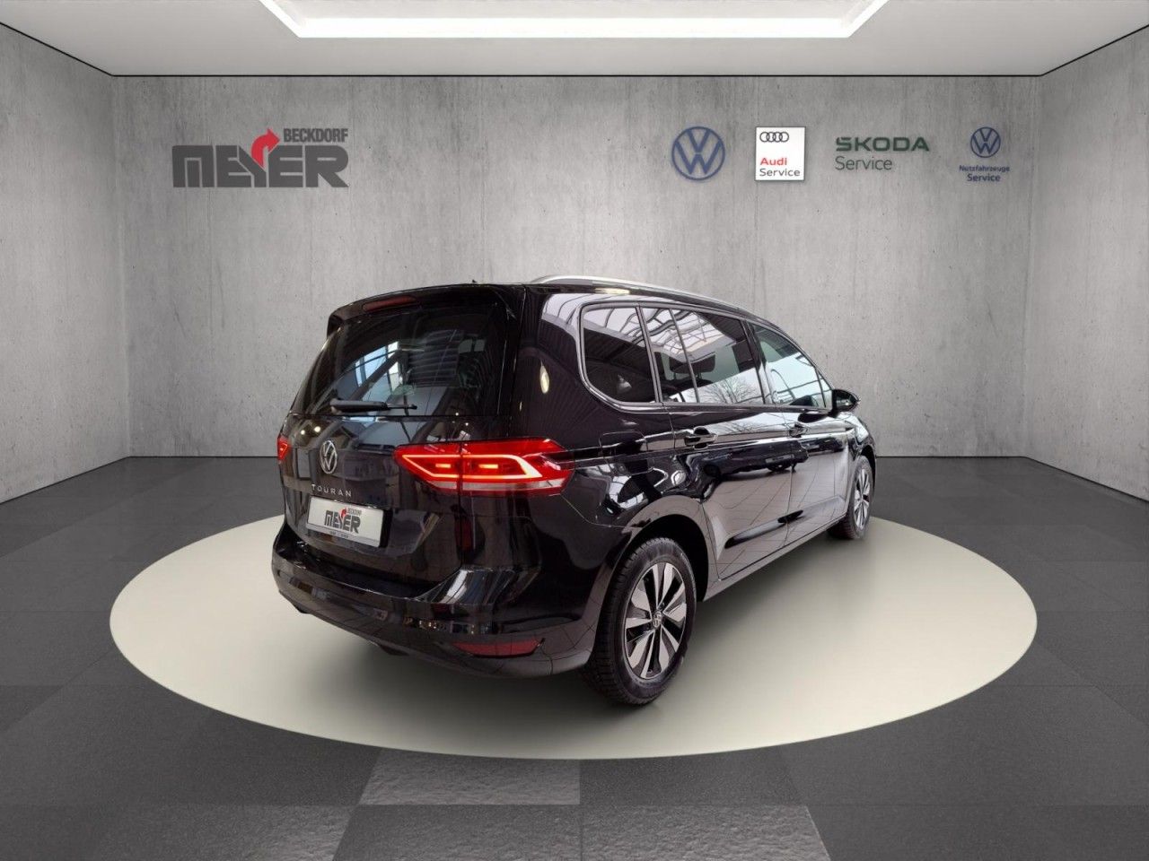 Touran MOVE 1.5 TSI DSG Klima Navi