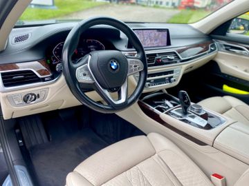 BMW 740 - 6