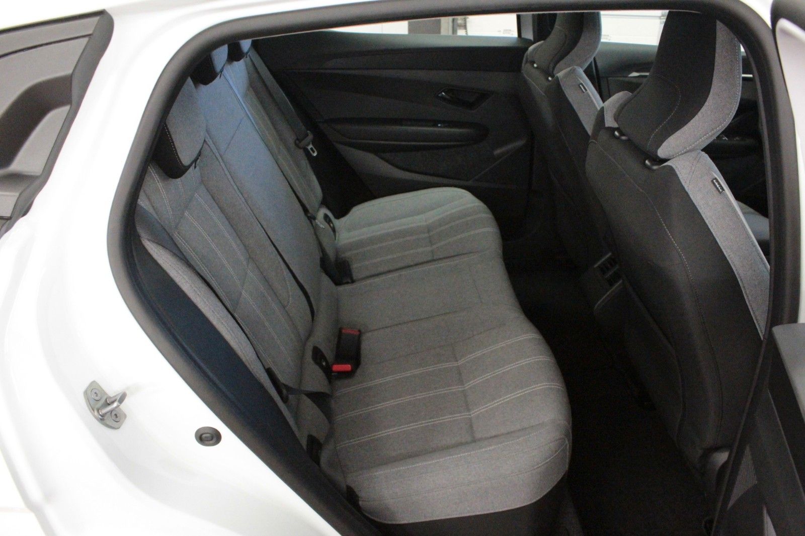 Fahrzeugabbildung Renault Megane E-Tech Electric Equilibre  boost charge