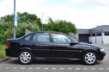 Opel Vectra 2.5 V6 Sport *2.Hand * Klimaauto. * - Opel Vectra in Wuppertal