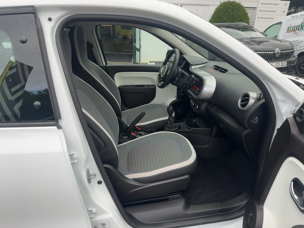 Fahrzeugabbildung Renault Twingo ZEN SCe 65 Start & Stop **Mai 2022**