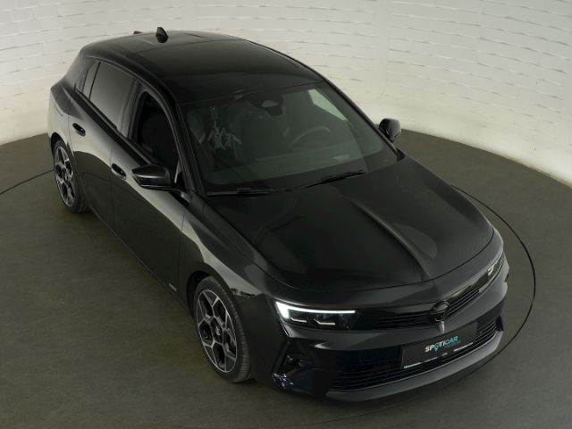 Astra LIM ULTIMATE PHEV AT+LED MATRIX+NAVI+360 G