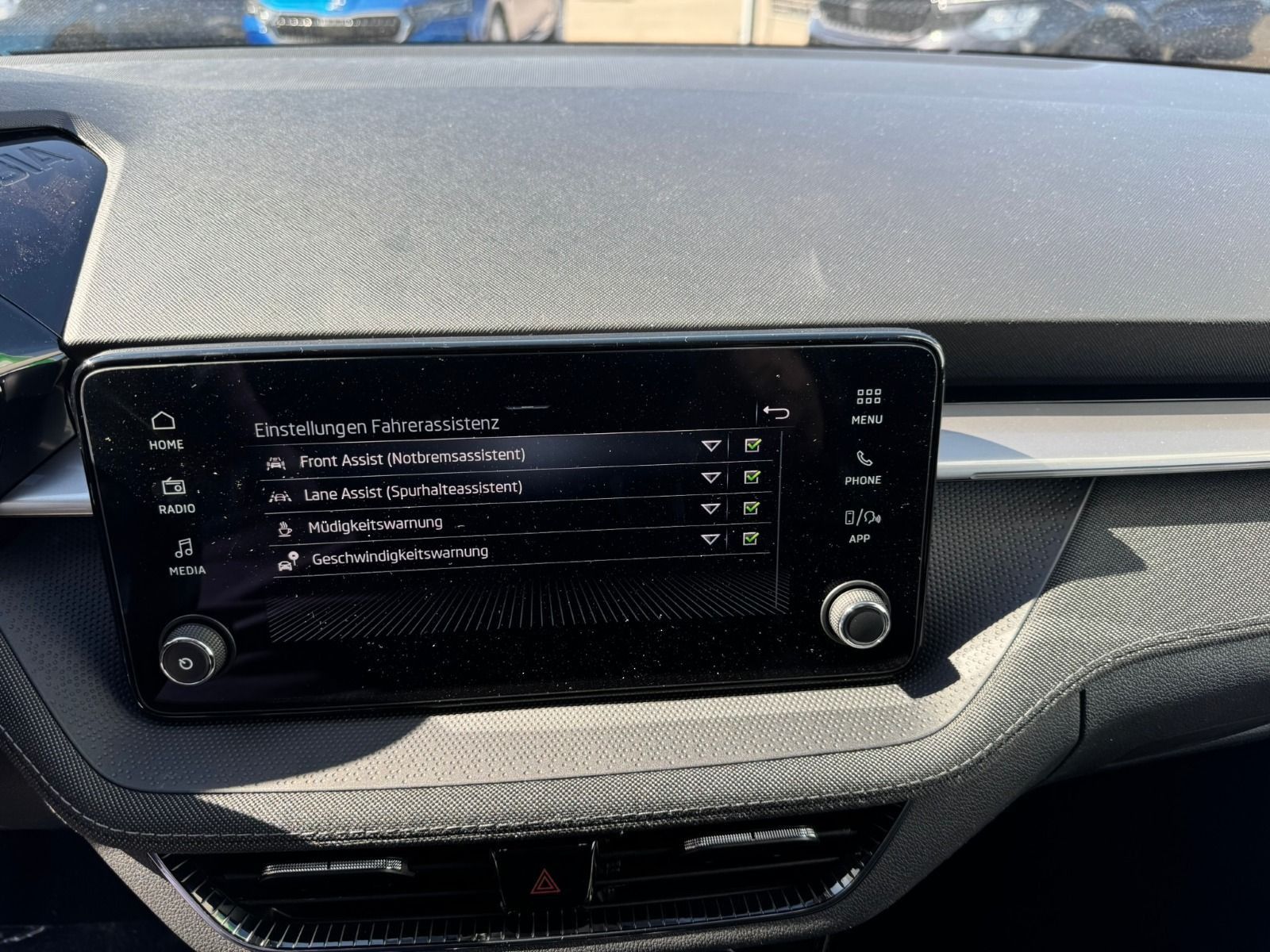 Fahrzeugabbildung SKODA Fabia Selection 1,0 TSI 70 kW 5-Gang-Schaltgetri