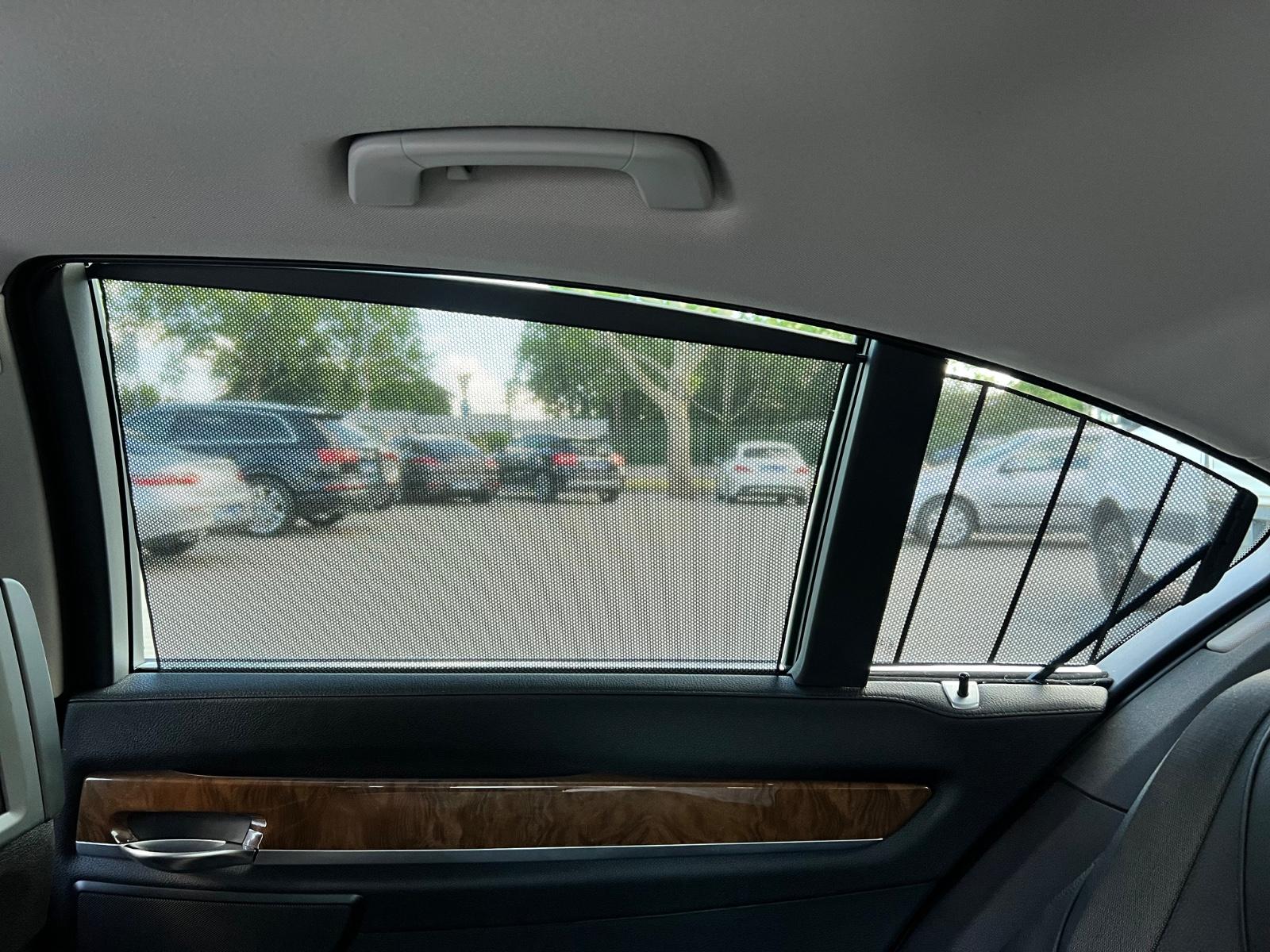 BMW  740I - 326 CV - BVA - HAYON ÉLECTRIQUE