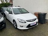 Hyundai i30 cw FIFA WM Edition AUX/USB/Allwetter/1.Hd - Hyundai i30: I30cw Fifa Wm Edition
