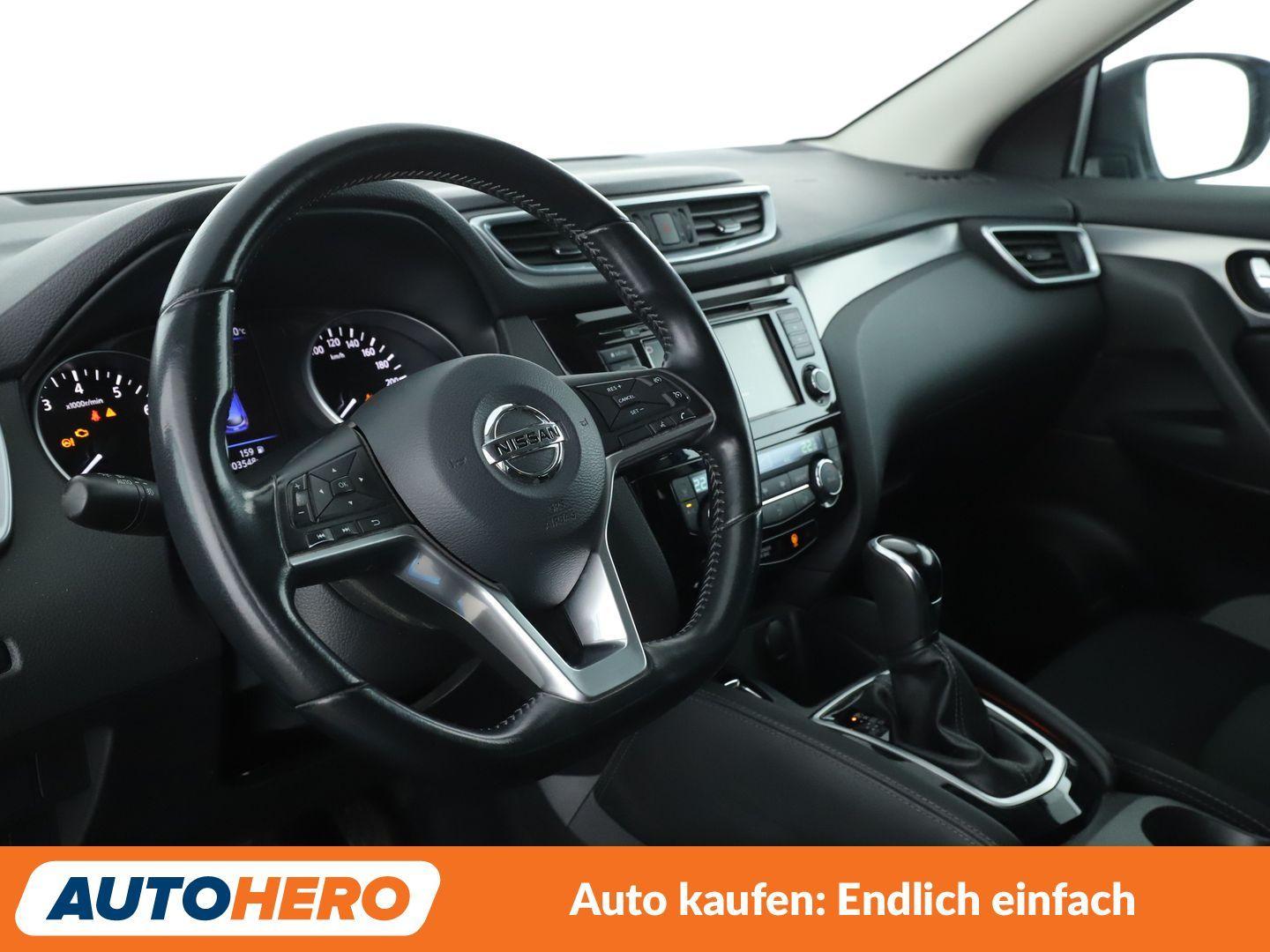 Nissan Qashqai 1.3 DIG-T N-Connecta Aut*NAVI*LED*TEMPO*