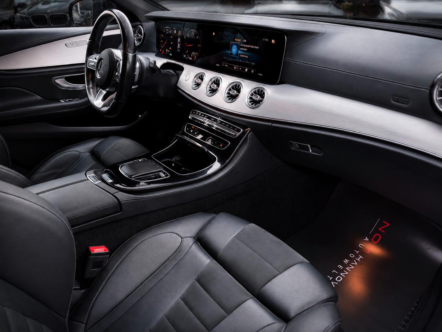 Mercedes-Benz CLS 220 d AMG Line /R-CAM/WIDE/MBEAM/SPUR/LEDER
