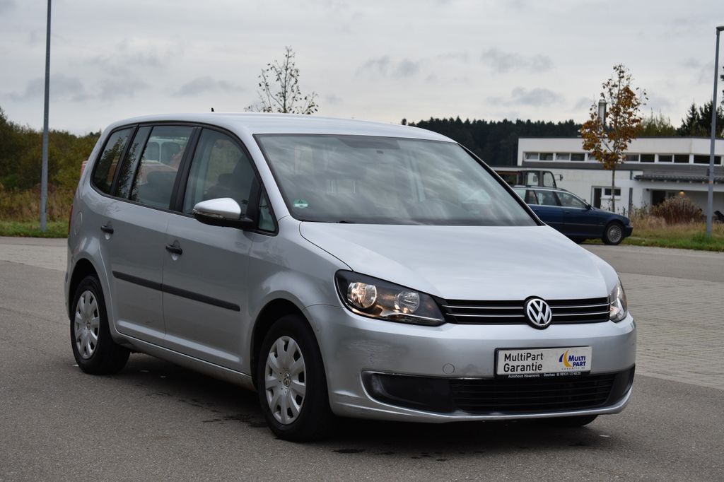 VOLKSWAGEN Touran